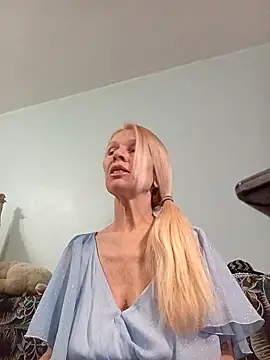 Snapshot of ViktoriaSexi1 chatting on 23, 4, 2026 ViktoriaSexi1 online show from 23, 4, 2026