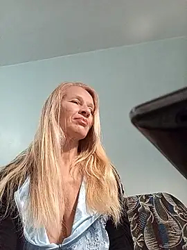 Snapshot of ViktoriaSexi1 chatting on 26, 4, 2026 ViktoriaSexi1 online show from 26, 4, 2026