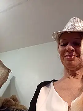 Snapshot of ViktoriaSexi1 chatting on 27, 4, 2026 ViktoriaSexi1 online show from 27, 4, 2026