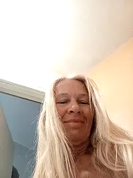 Snapshot of ViktoriaSexi1 chatting on 4, 6, 2026 ViktoriaSexi1 online show from 4, 6, 2026
