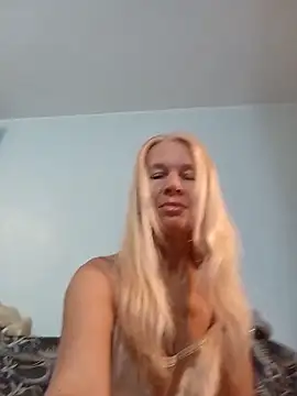 Snapshot of ViktoriaSexi1 chatting on 4, 6, 2026 ViktoriaSexi1 online show from 4, 6, 2026