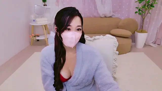 YURIKAsan  online show from 1, 4, 2026