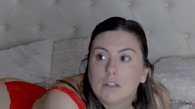 AnastasiaHart online show from 9, 4, 2026