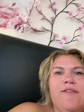 Snapshot of Jolina_Juice chatting on 11, 7, 2026 Jolina Juice online show from 11, 7, 2026