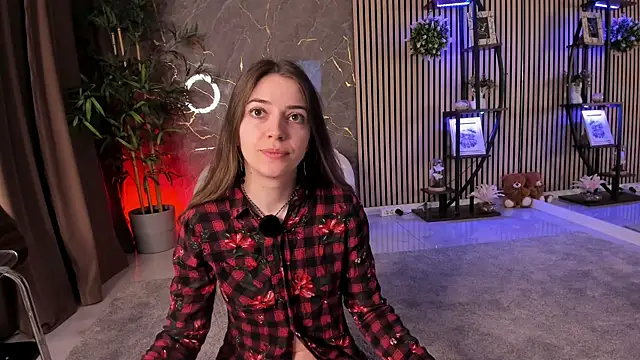 Velvet Spell online show from 21, 4, 2026