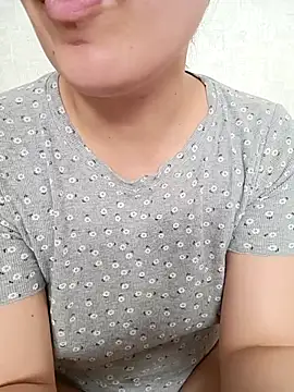 Emi hot1 online show from 16, 3, 2026