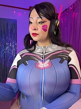 Andrea Bloomix   online show from 4, 7, 2026