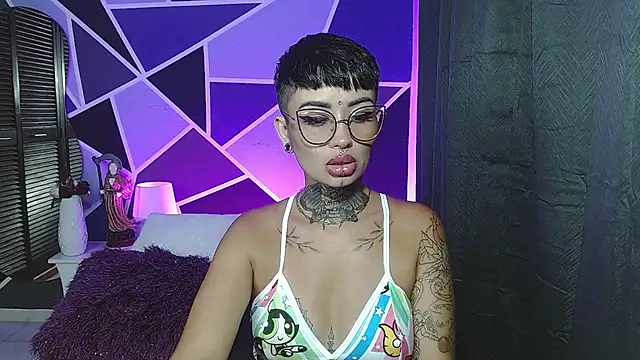 Sol Baker online show from 8, 4, 2026