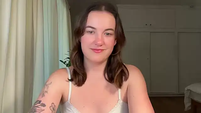 Snapshot of summerxo chatting on 30, 5, 2026 summerxo online show from 30, 5, 2026