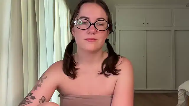 Snapshot of summerxo chatting on 5, 6, 2026 summerxo online show from 5, 6, 2026