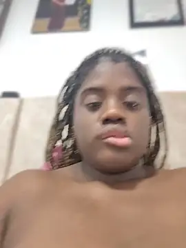 YourLiaa  online show from 15, 3, 2026