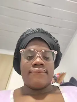 YourLiaa  online show from 16, 3, 2026