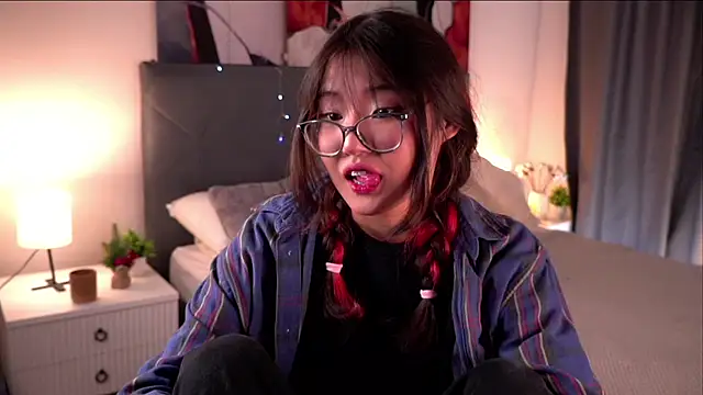 NelleMihalko online show from 3, 4, 2026