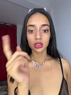 Snapshot of leilani_X chatting on 23, 3, 2026 leilani X online show from 23, 3, 2026