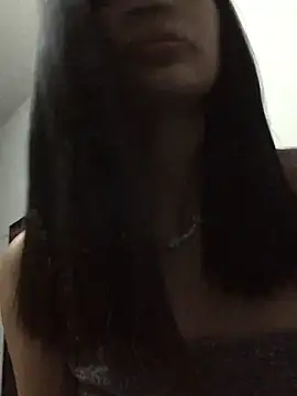 Snapshot of leilani_X chatting on 1, 4, 2026 leilani X online show from 1, 4, 2026