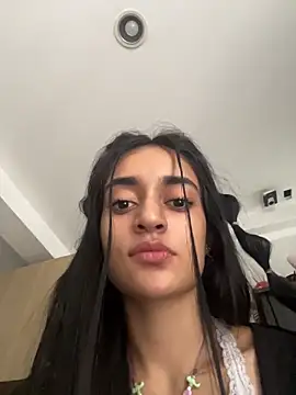 Snapshot of leilani_X chatting on 11, 4, 2026 leilani X online show from 11, 4, 2026