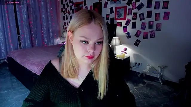 AmeliaMerris online show from 7, 4, 2026