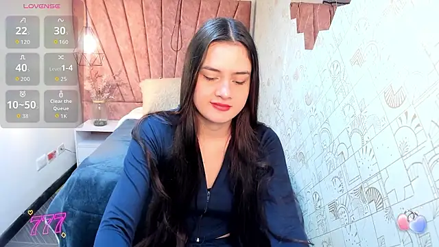 Zoe  Taylor   online show from 17, 3, 2026