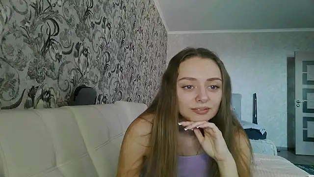 MysticGlimmer online show from 25, 3, 2026