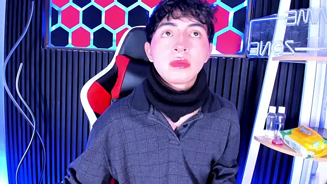 Cristopher Wild online show from 13, 4, 2026