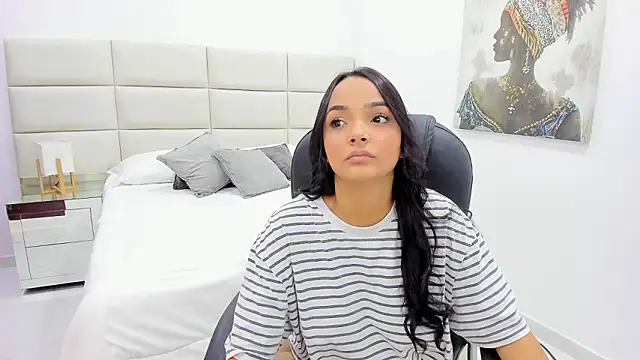 Chloelarsons online show from 26, 3, 2026