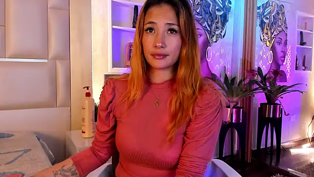 ZoeTaylorl online show from 18, 4, 2026