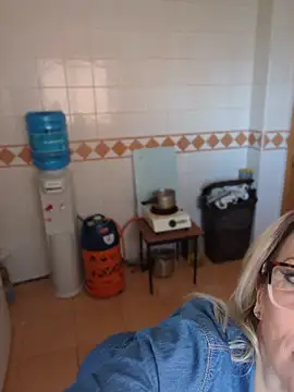 ManuelaX online show from 22, 2, 2026