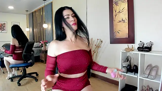 Snapshot of SofiiMontes chatting on 10, 6, 2026 SofiiMontes online show from 10, 6, 2026