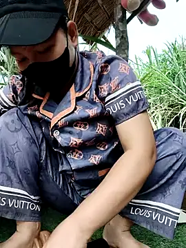 Tini-mimi online show from 18, 4, 2026