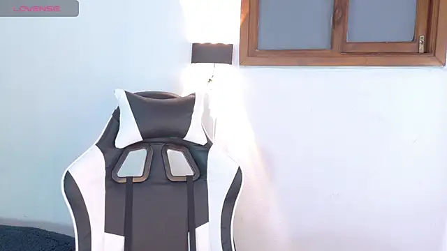 Snapshot of Catalinaa01 chatting on 16, 7, 2026 Catalinaa01 online show from 16, 7, 2026