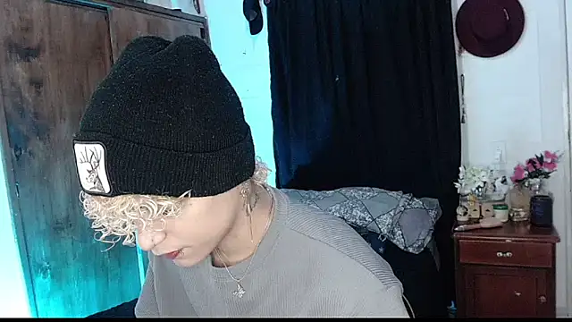 Snapshot of Lucke_Ccollins chatting on 1, 4, 2026 Lucke Ccollins online show from 1, 4, 2026