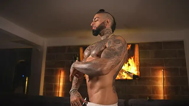 Snapshot of Eros_Dark_ chatting on 14, 4, 2026 Eros Dark online show from 14, 4, 2026