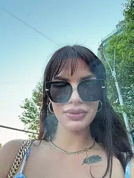 Snapshot of RaniaSnow chatting on 14, 7, 2026 RaniaSnow online show from 14, 7, 2026