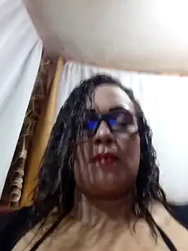 Snapshot of maroita chatting on 18, 5, 2026 maroita online show from 18, 5, 2026