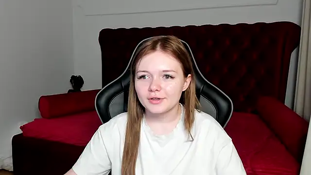 ElinaVale online show from 11, 6, 2026