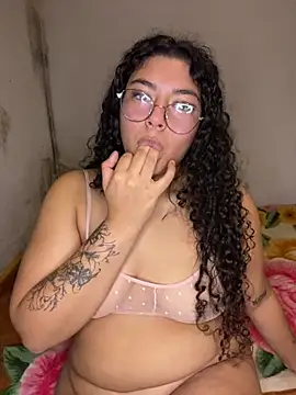 Snapshot of Chullsita chatting on 14, 5, 2026 Chullsita online show from 14, 5, 2026