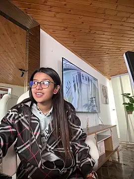 chanell pinkk online show from 27, 3, 2026