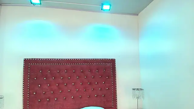 Daphne glas online show from 24, 4, 2026