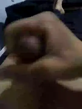 Snapshot of Iyhuooo chatting on 19, 6, 2026 Iyhuooo online show from 19, 6, 2026
