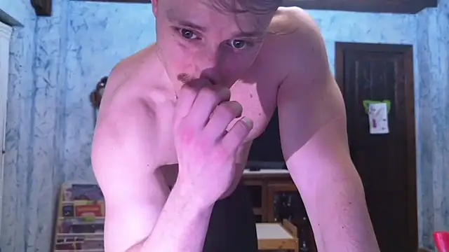 zeusoctavian1 online show from 18, 4, 2026