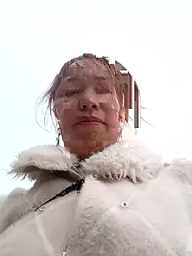 Yellow-pink online show from 31, 3, 2026