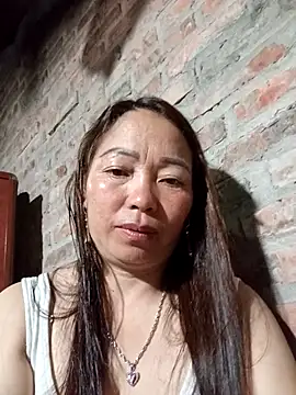 Yellow-pink online show from 23, 4, 2026