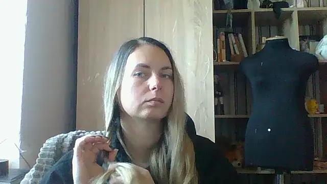 Mollie365 online show from 9, 3, 2026