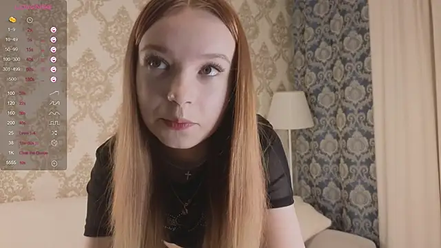 foxy bloomm online show from 3, 4, 2026