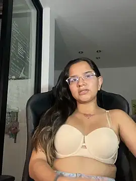 Snapshot of marianaspicy chatting on 9, 3, 2026 marianaspicy online show from 9, 3, 2026