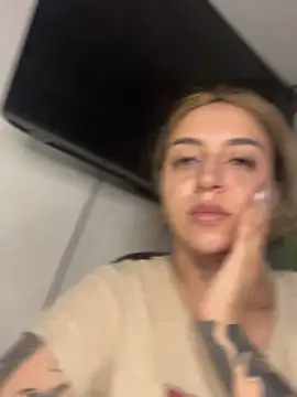 CarolQueen1  online show from 6, 6, 2026