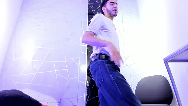 Valentin Lux online show from 27, 3, 2026