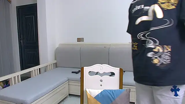 icecream-002 online show from 13, 3, 2026