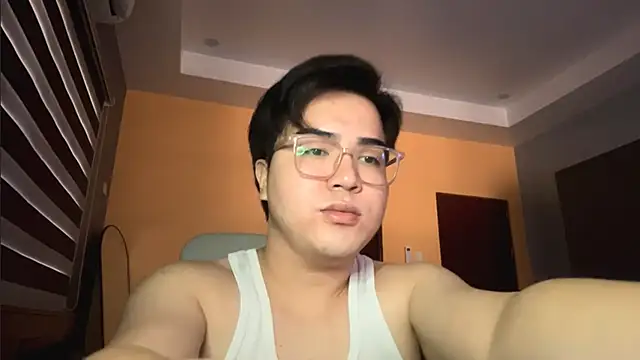 SinfulLuca online show from 10, 3, 2026