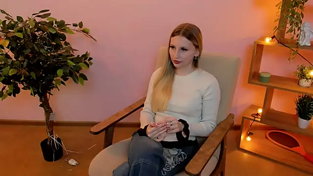 Snapshot of AnglaPody chatting on 10, 3, 2026 AnglaPody online show from 10, 3, 2026